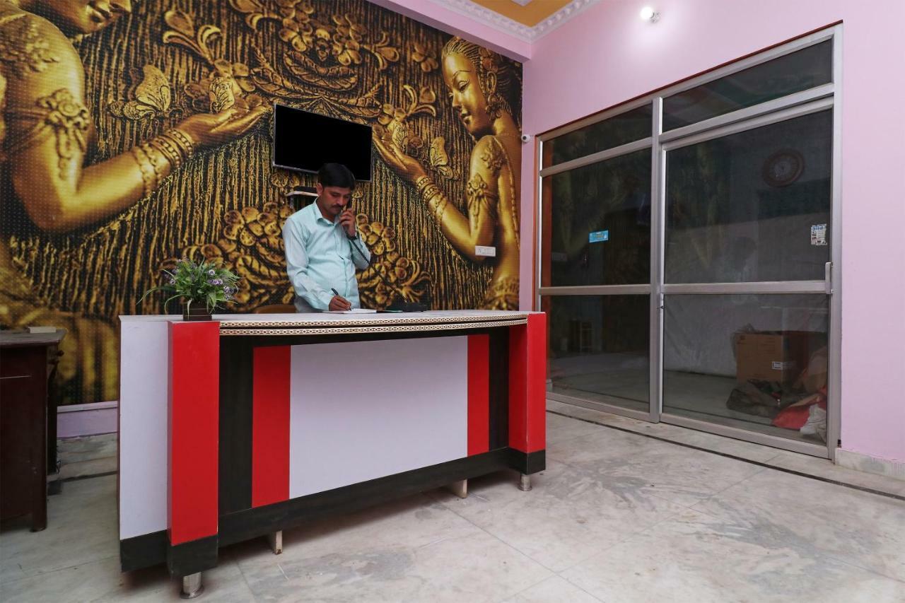 Hotel Oyo 29540 Gaurav 3*