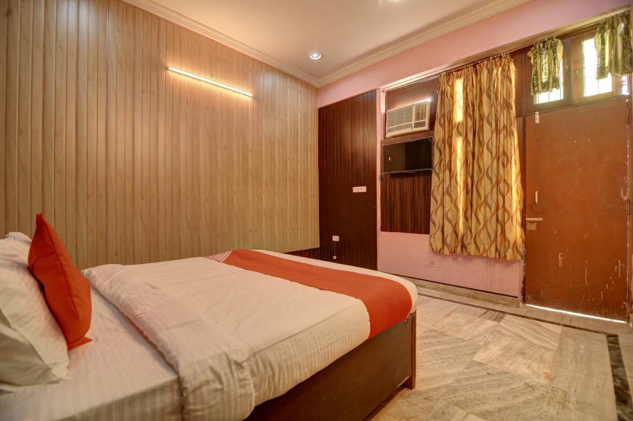 Oyo 19533 D Nest Hotel Lucknow