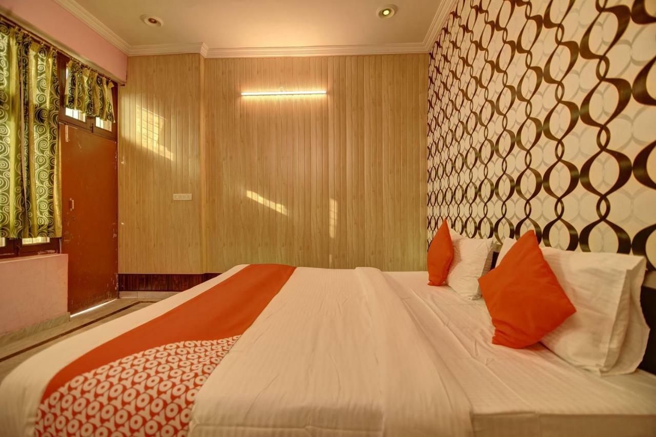 Oyo 19533 D Nest 3*