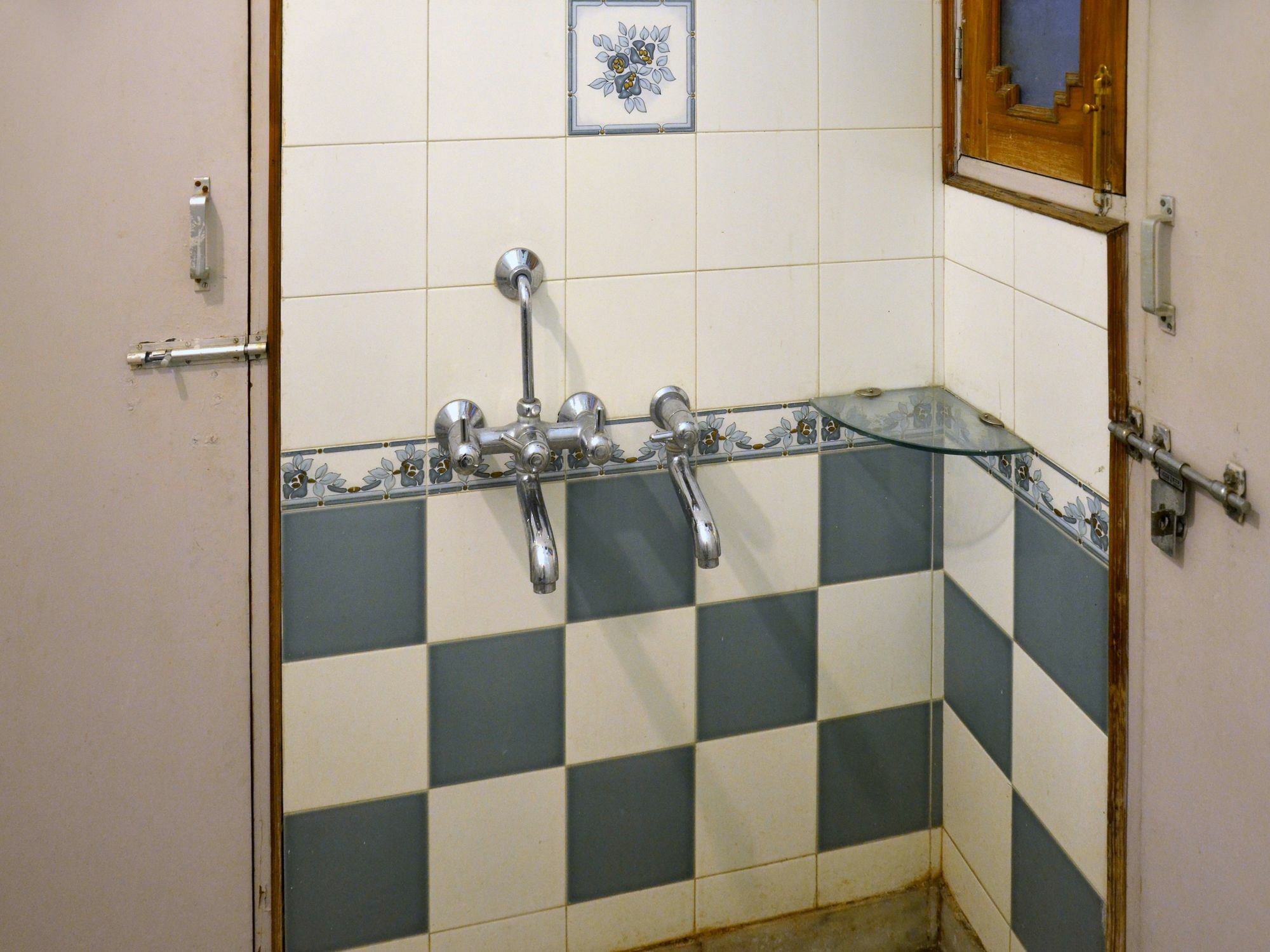 Oyo 5634 Ivy - Manoj Pandey Chowk Hotel 3*