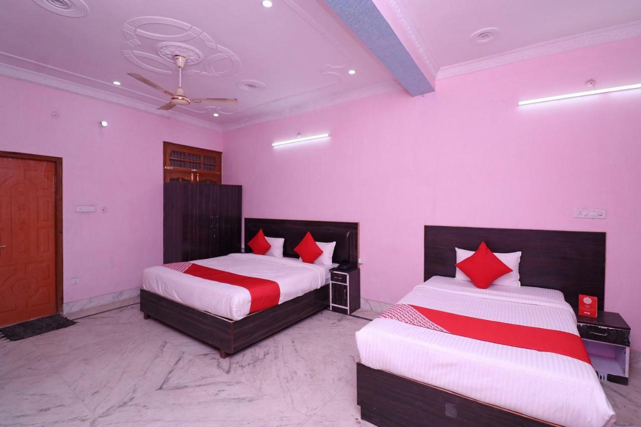Oyo 29540 Gaurav Hotel Lucknow