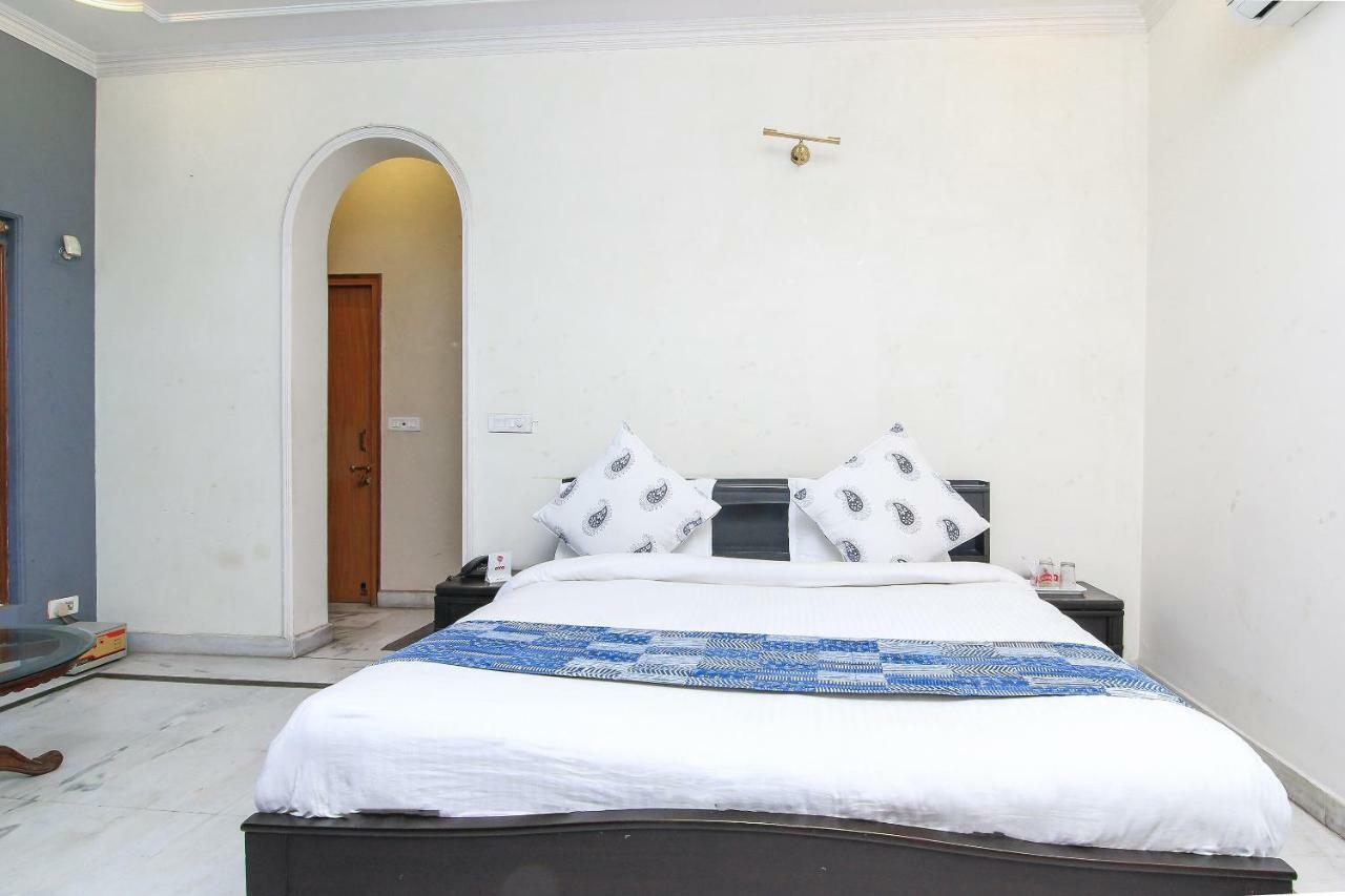 Oyo 5634 Ivy - Manoj Pandey Chowk Lucknow
