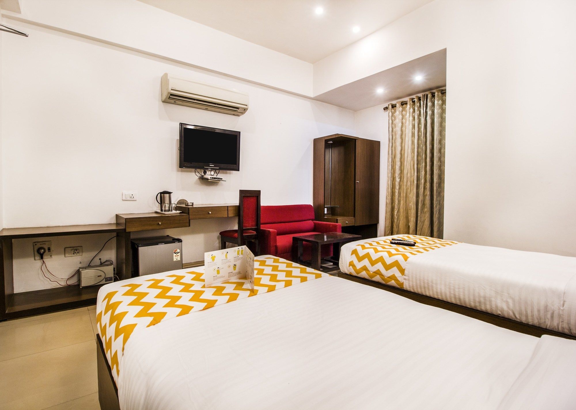 Hotel Gs Lucknow