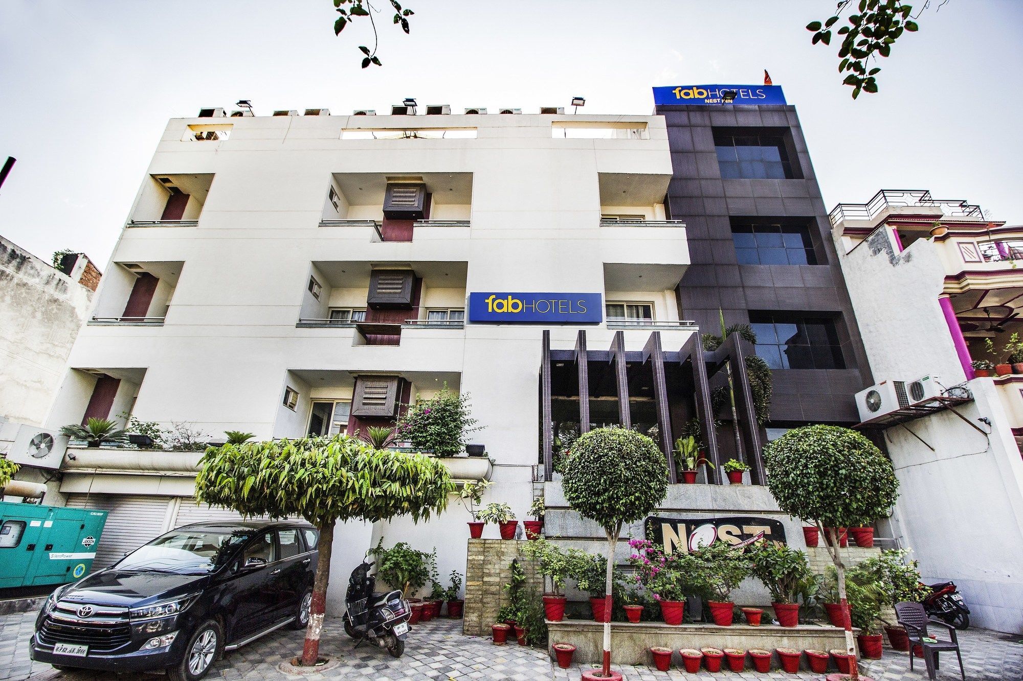 Hotel Gs Lucknow